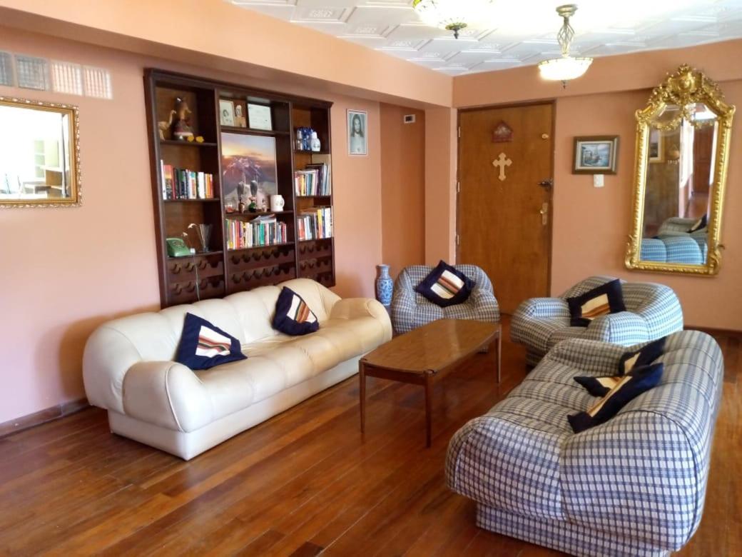 Hostal La Posada De La Abuela Ла Пас Екстериор снимка